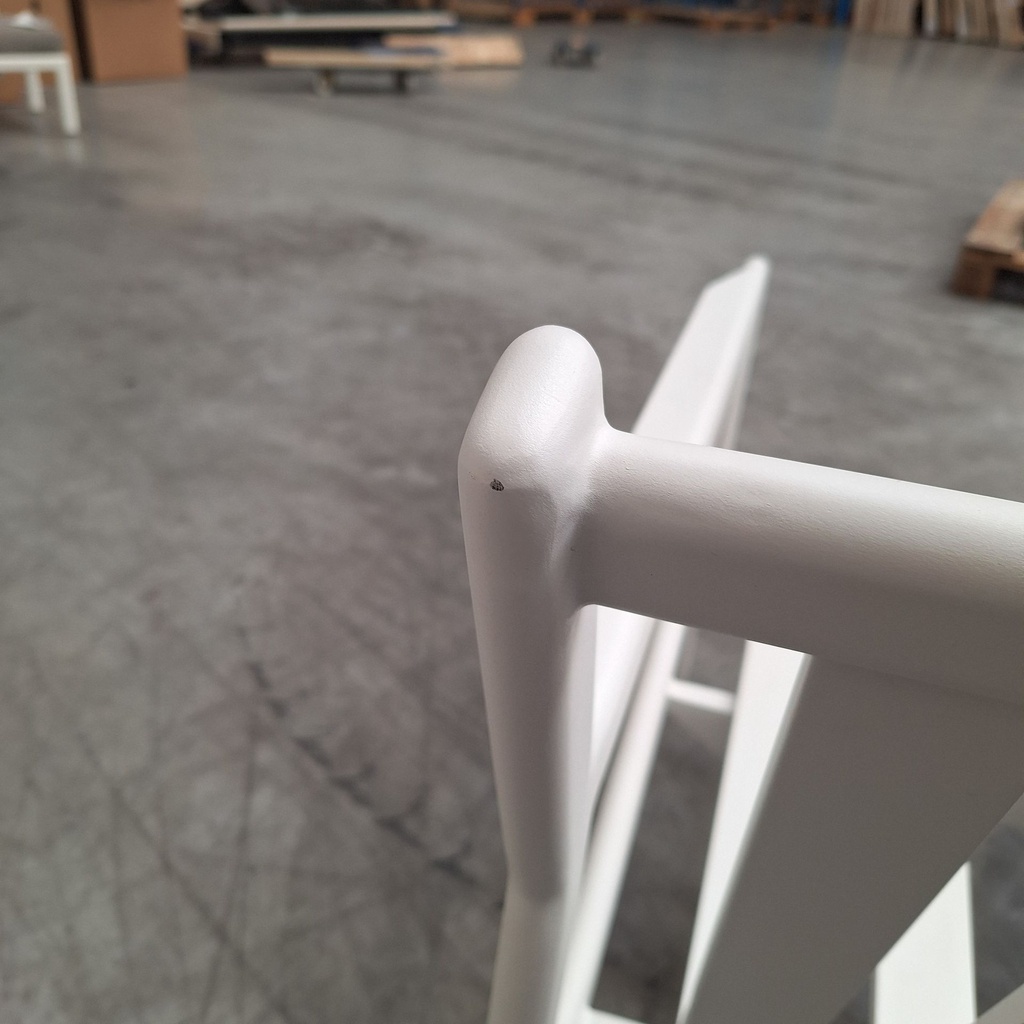 Jack outdoor lounge chair frame