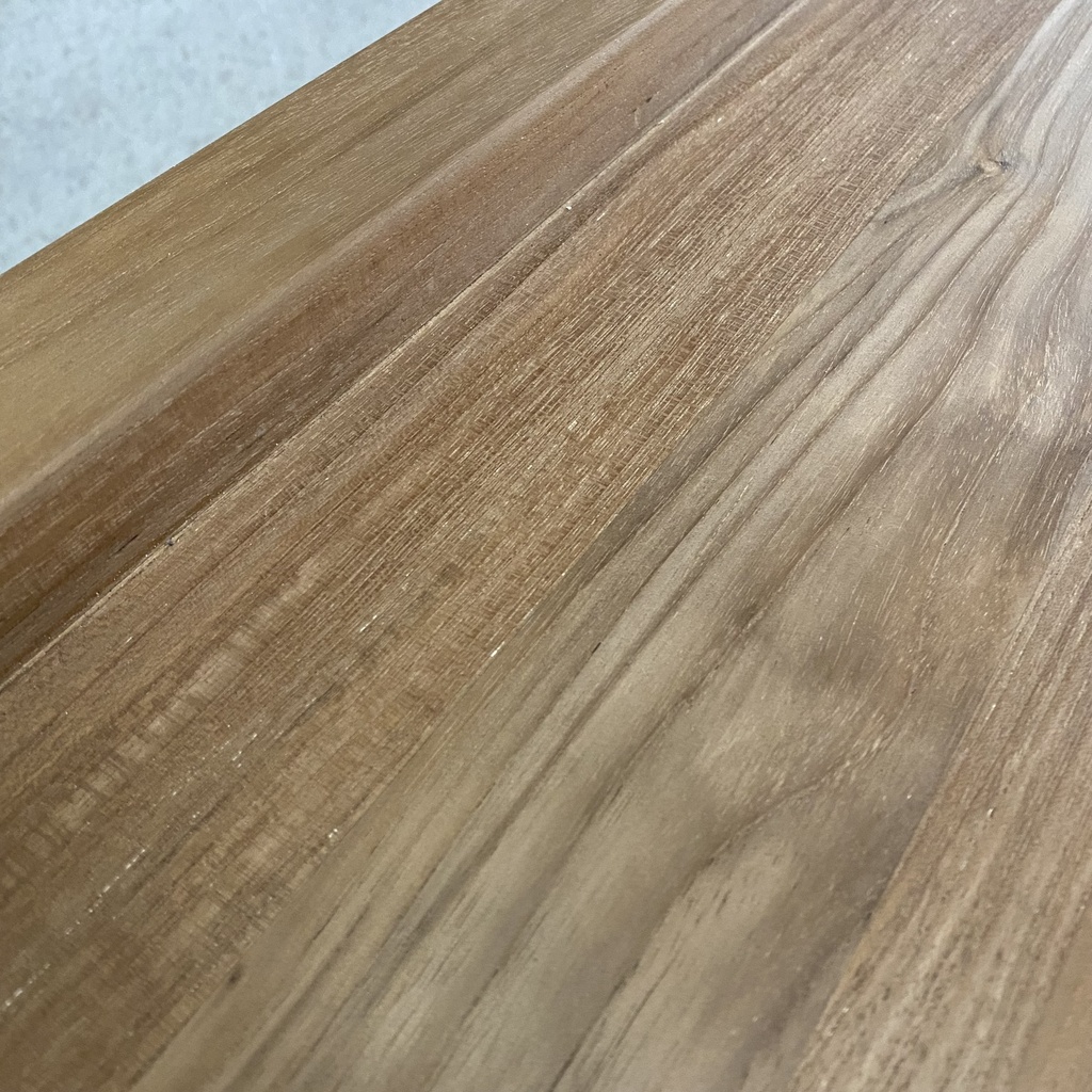Frame desk