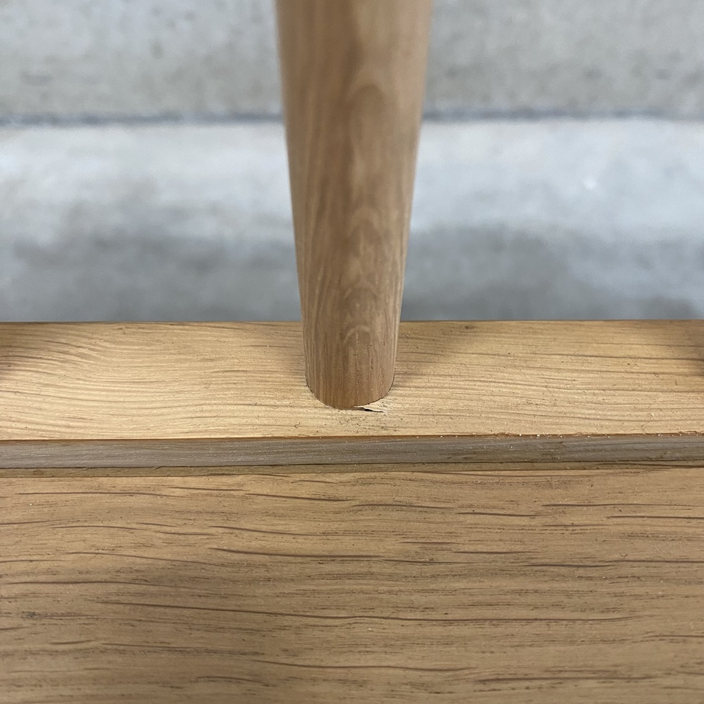 Spindle bench