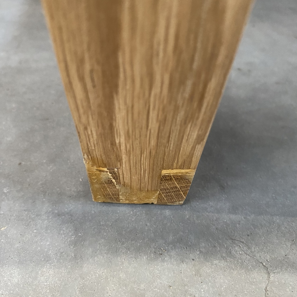 Tripod coffee table
