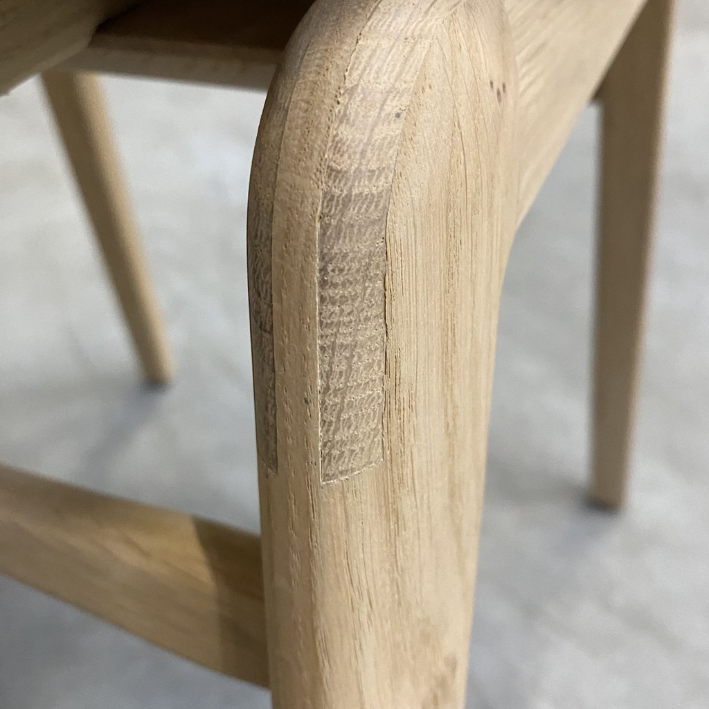 Pebble dining chair