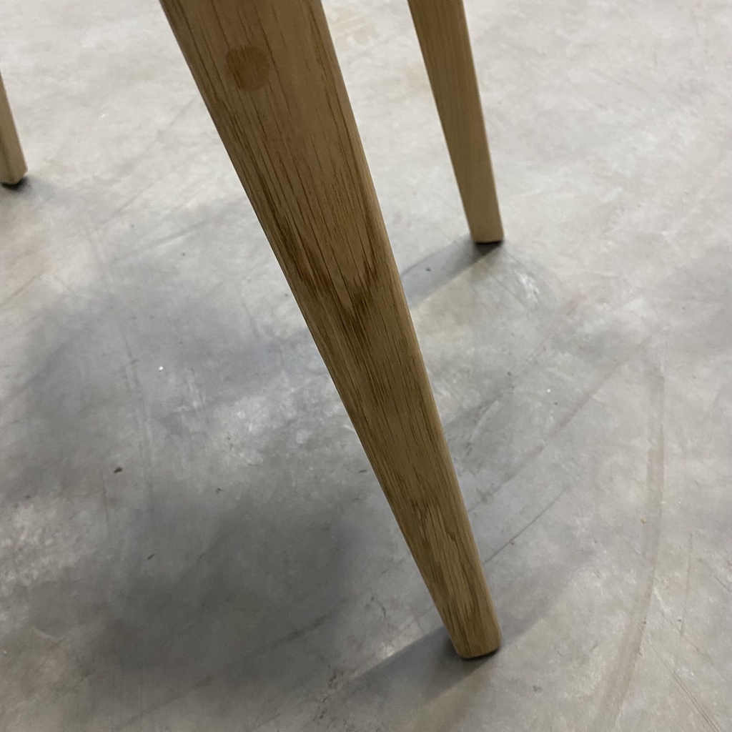Pebble dining chair