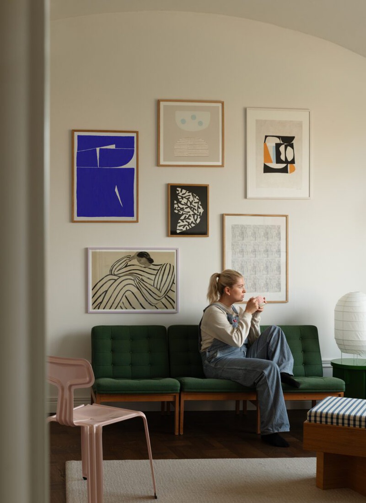 Waiting Poster incl. oak frame (50x70cm)