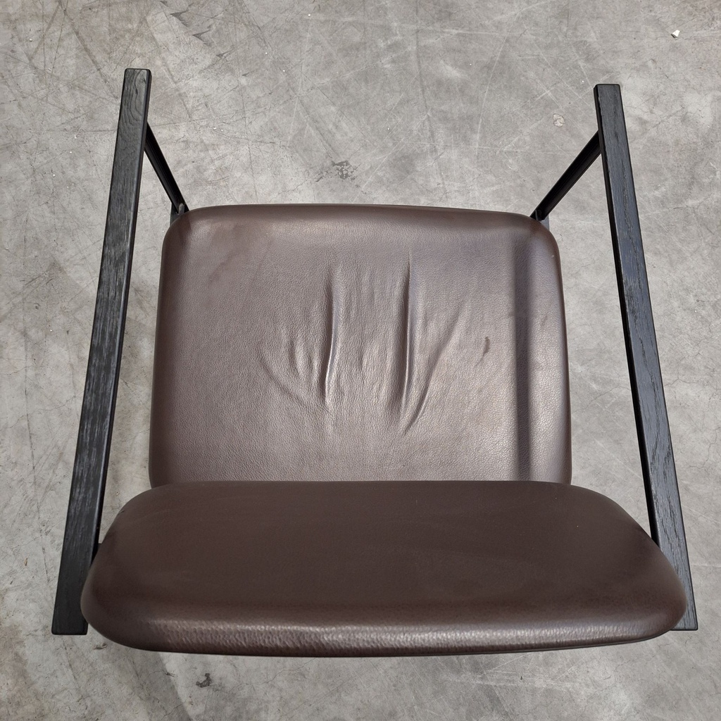 DC lounge chair - chocolate leather