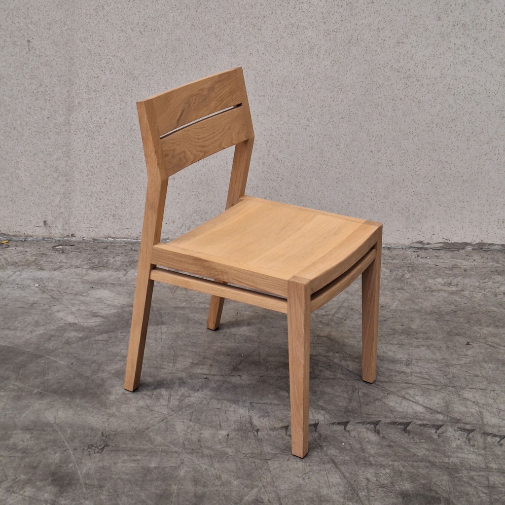 Set 4 of EX1 dining chairs