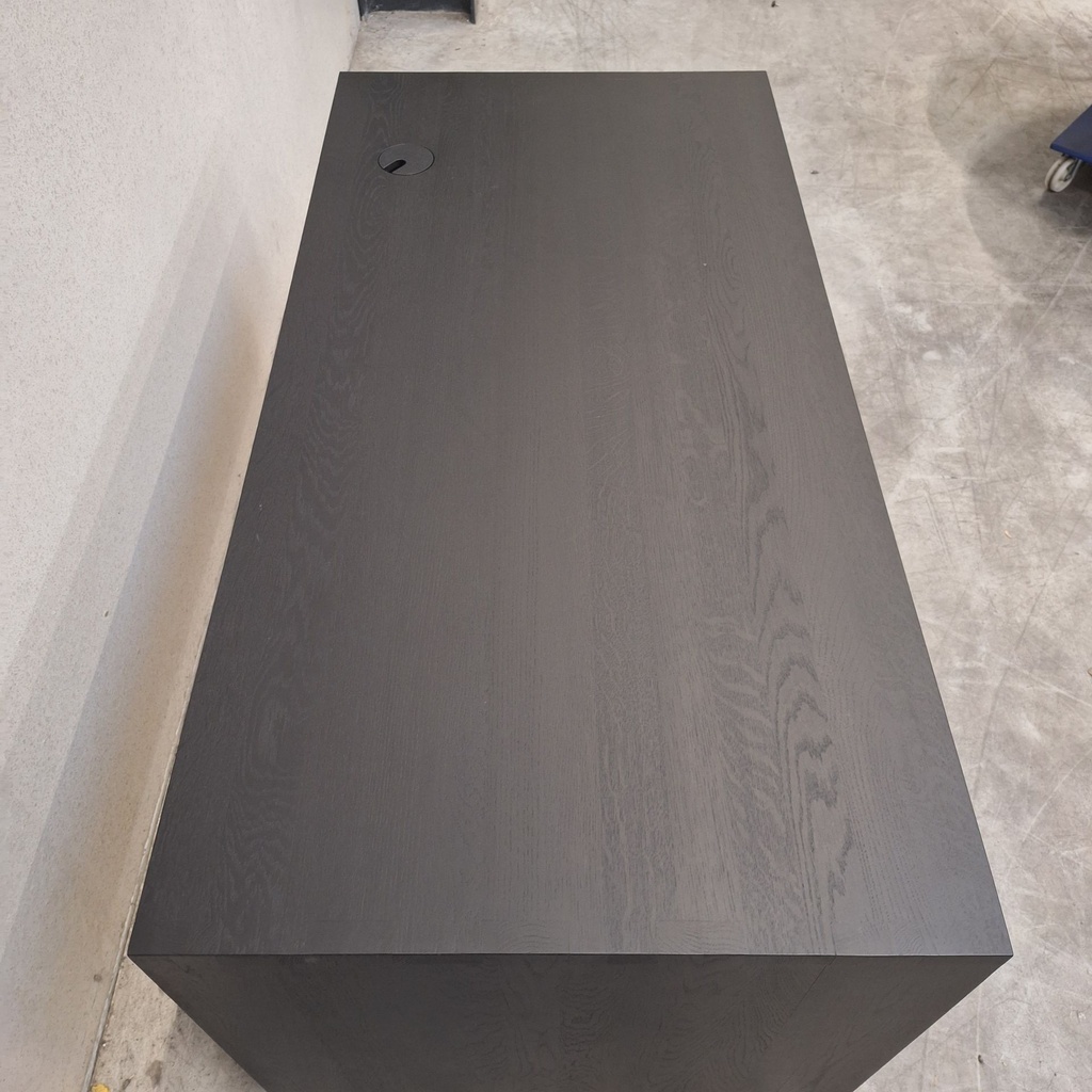 Oak U desk - 160cm (with cable management)