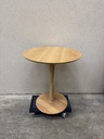 Torsion dining table