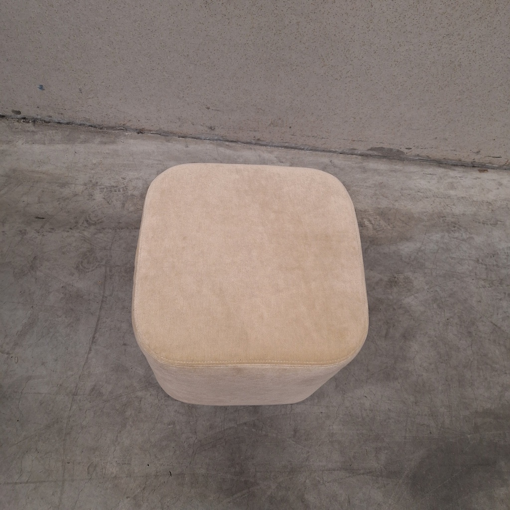 Cube pouf - sand