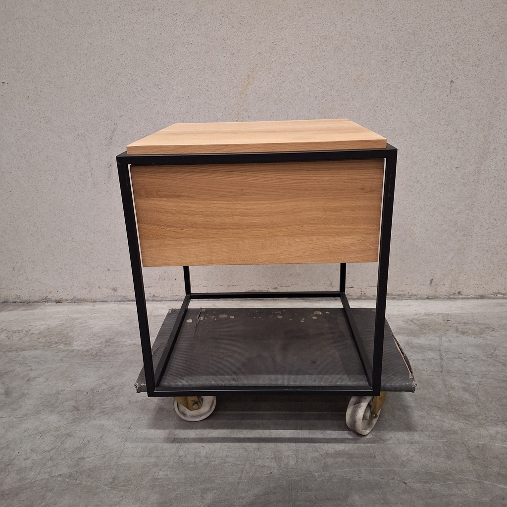 Monolit bedside table