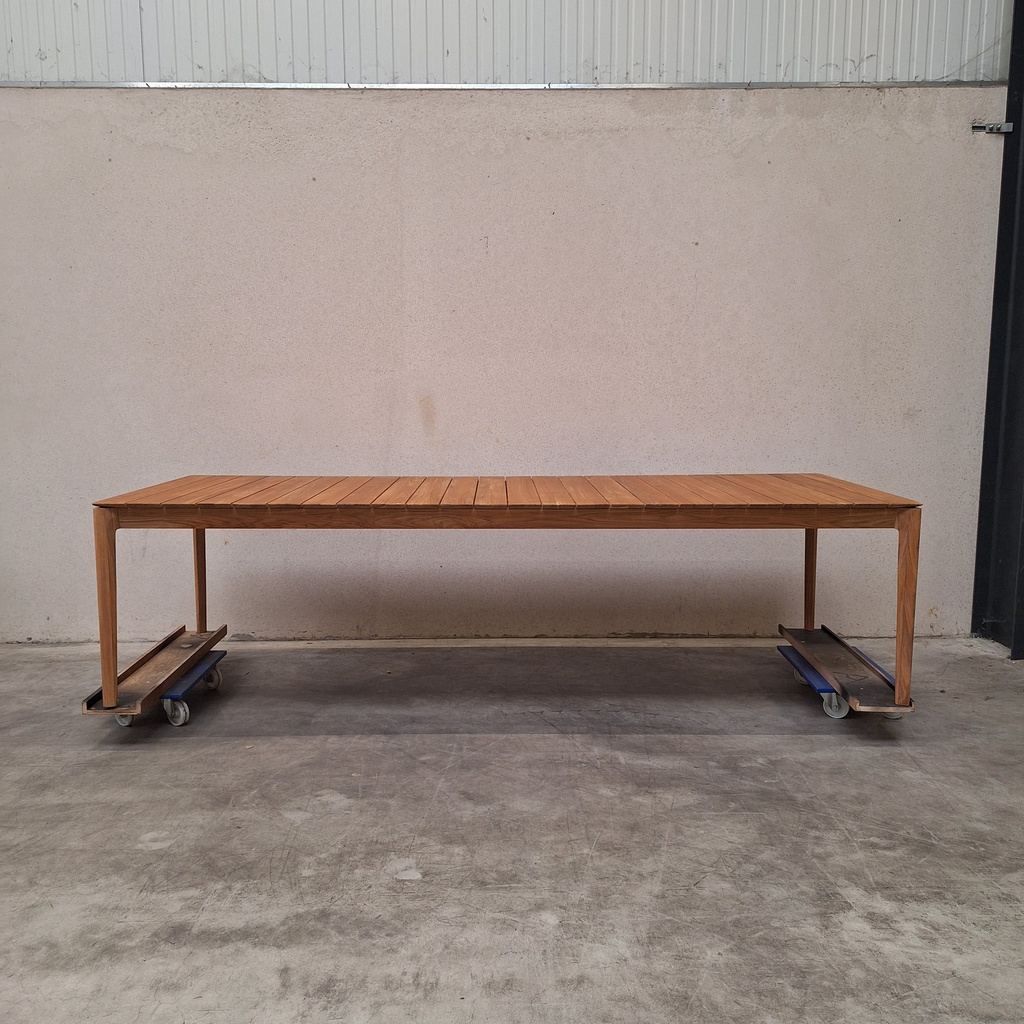 Bok outdoor dining table - 300cm