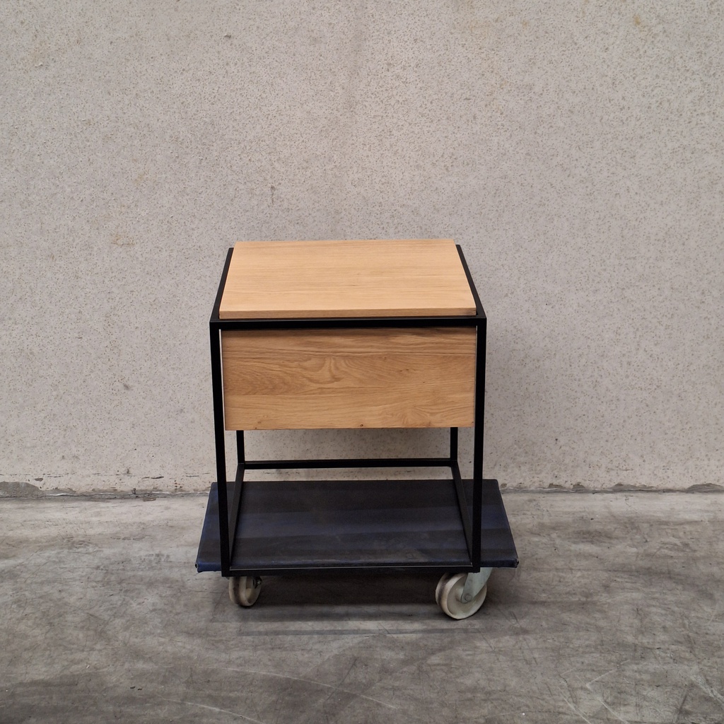 Monolit bedside table