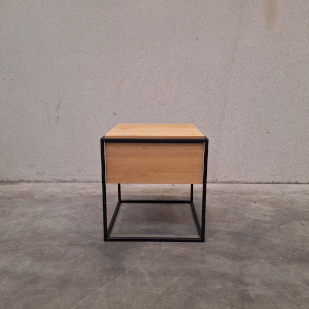 Monolit bedside table