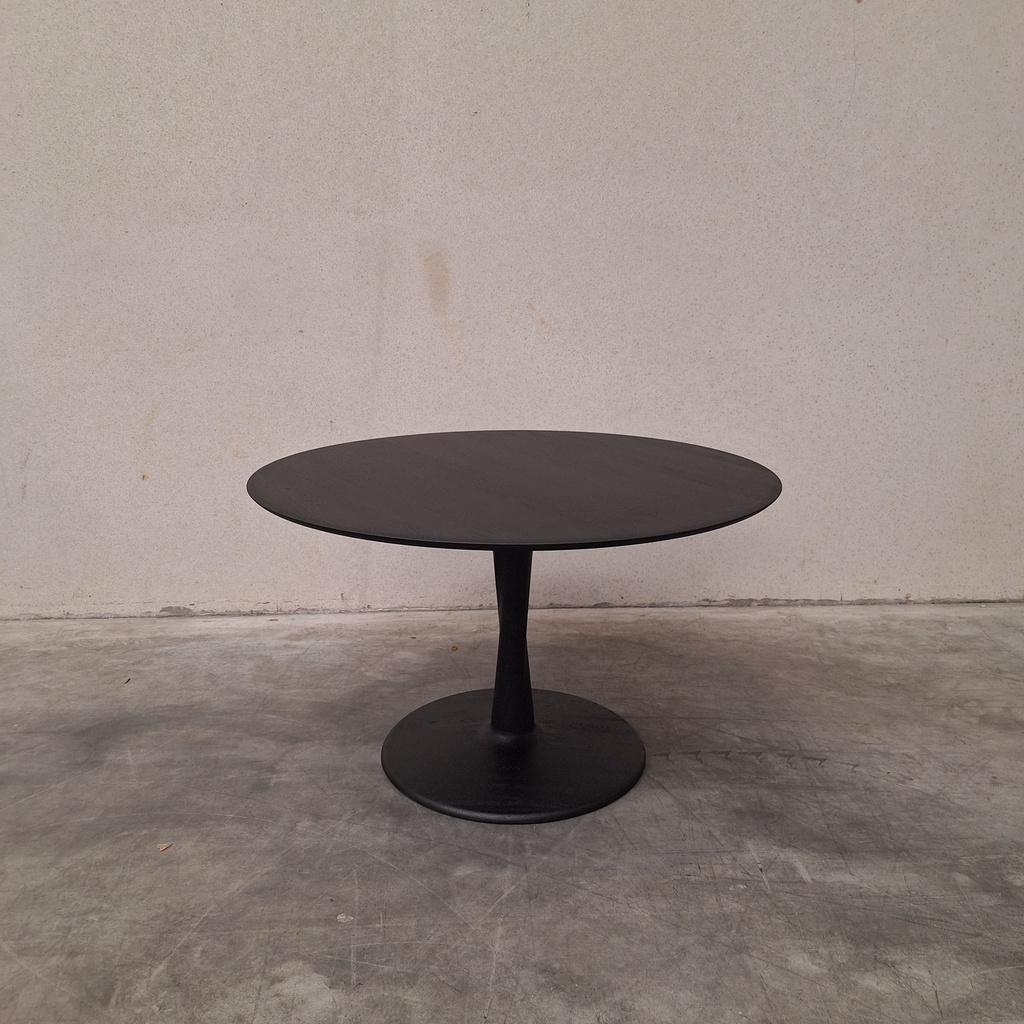 Torsion dining table 127cm