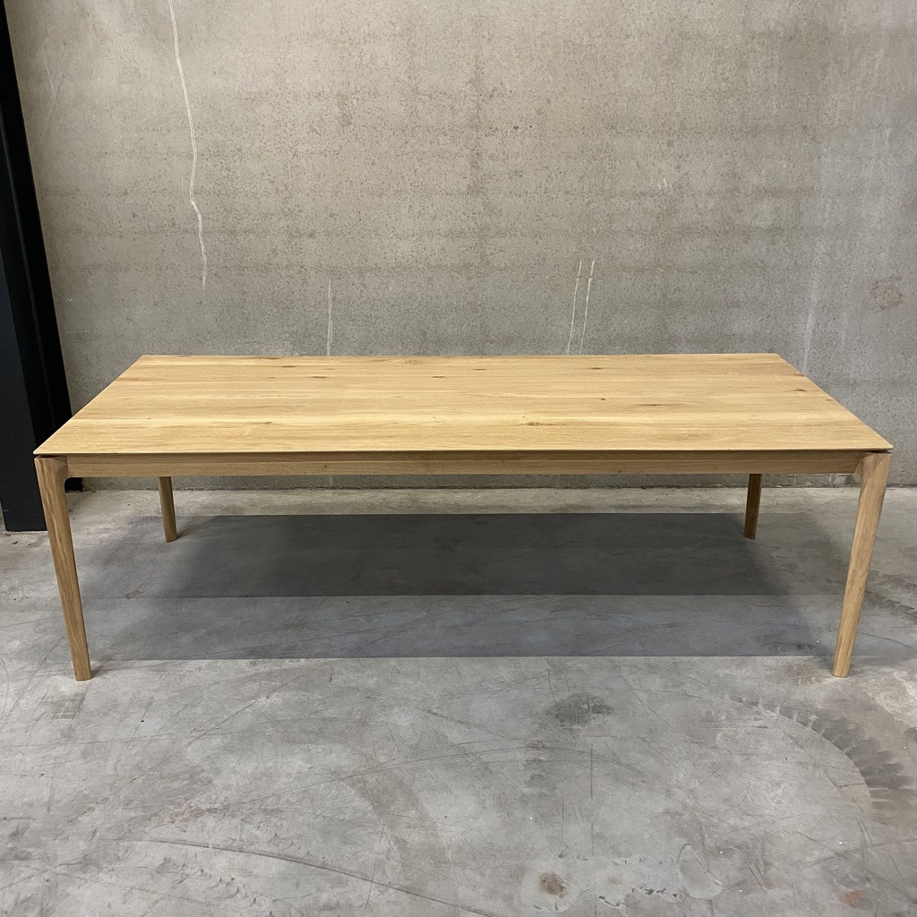 Bok dining table