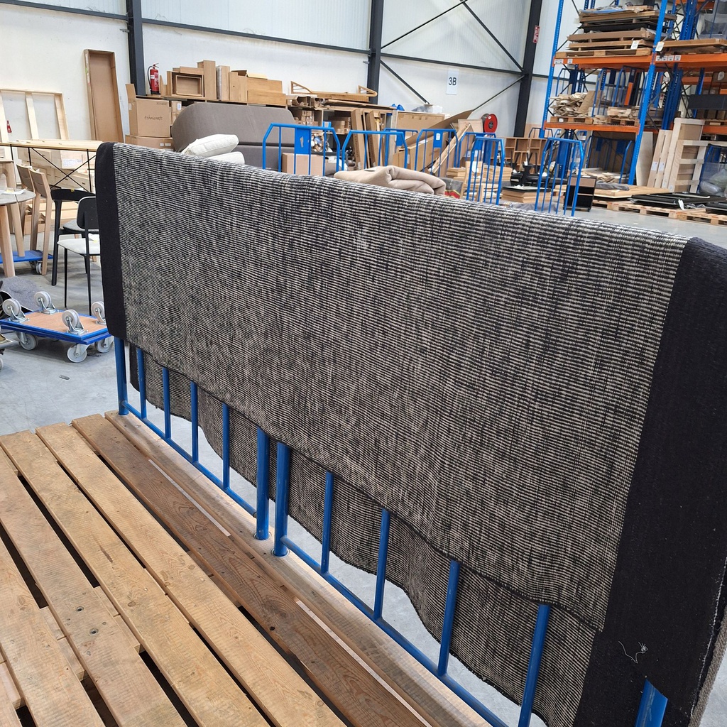 Dots kilim rug (170x240cm)