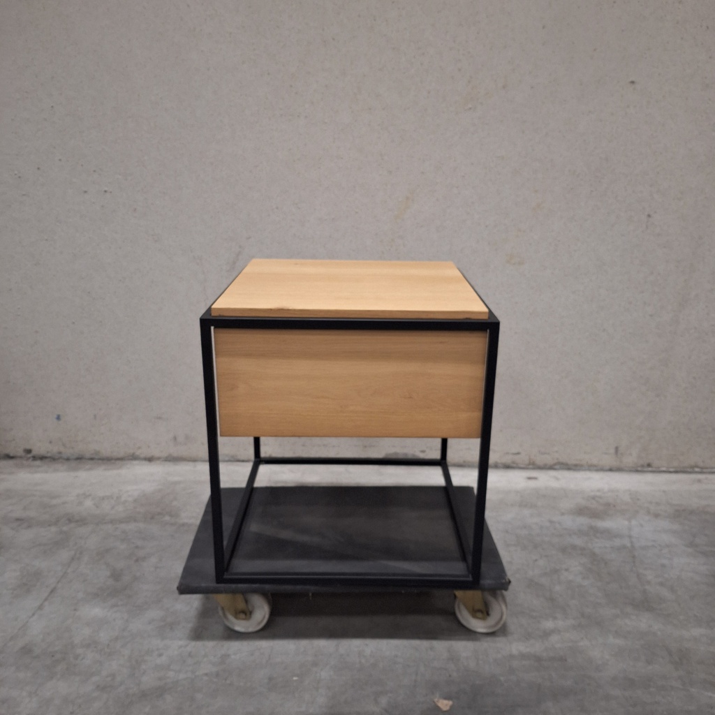 Monolit bedside table