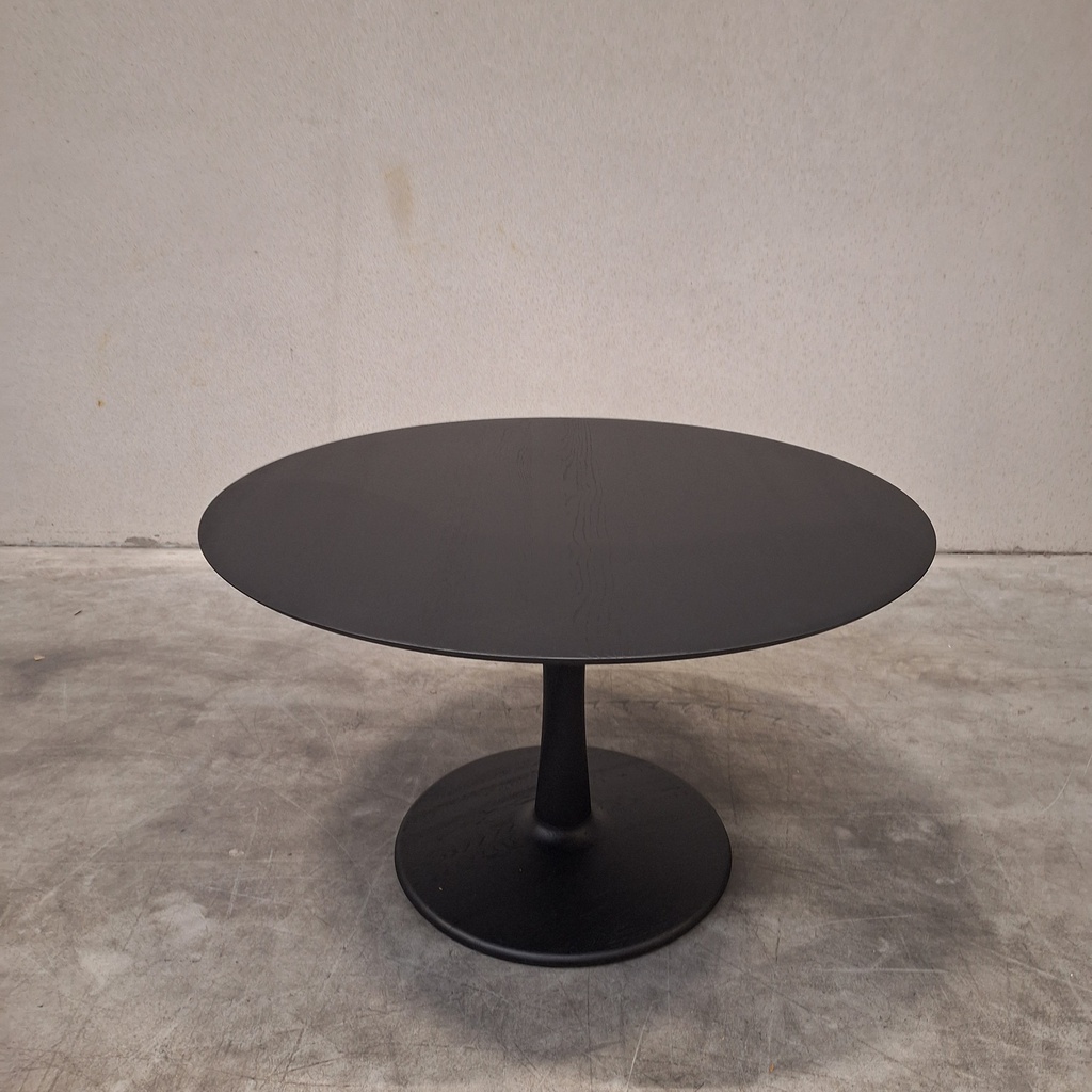 Torsion dining table 127cm
