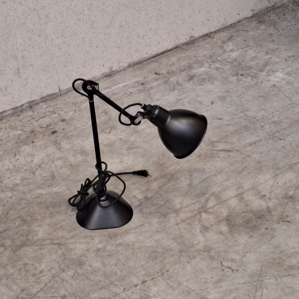 Lampe Gras 205 desk lamp by DCW