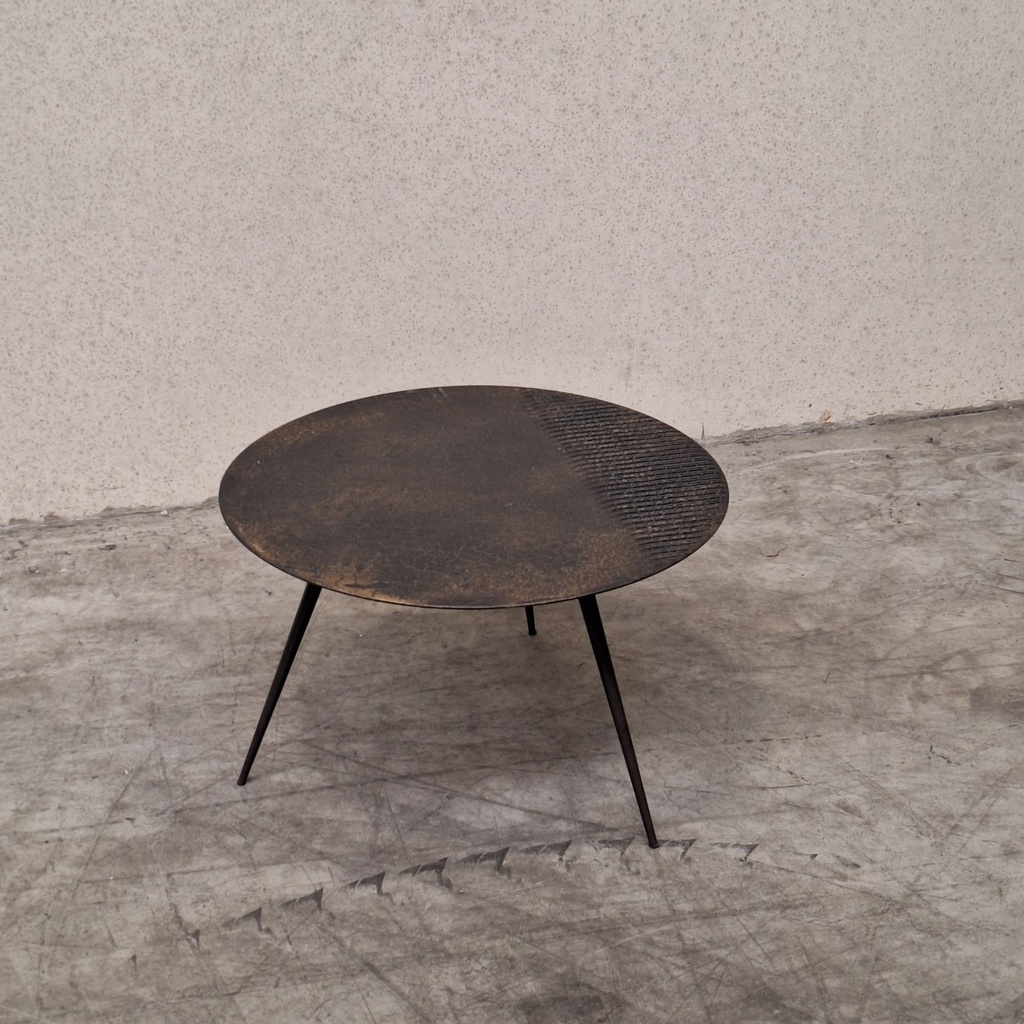 Luna coffee table