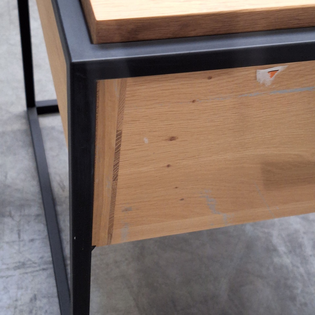 Monolit bedside table