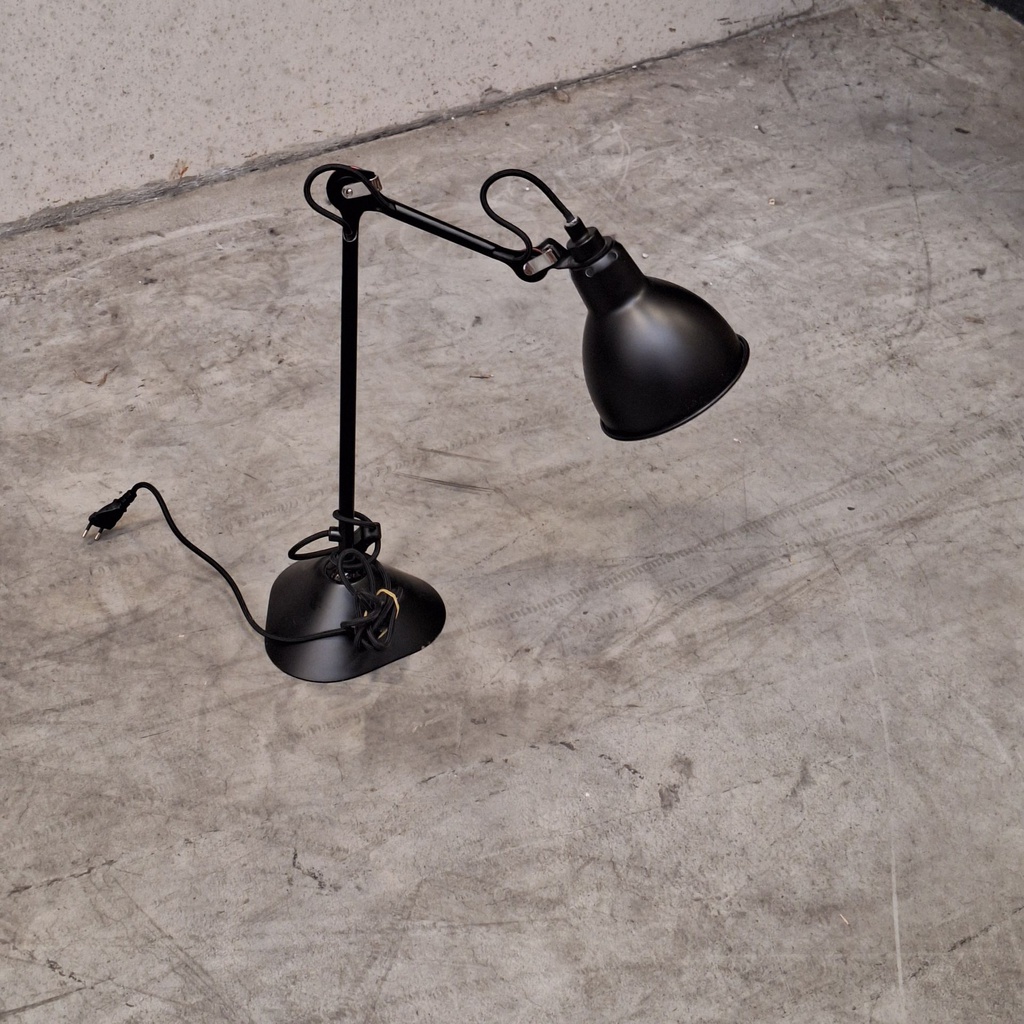 Lampe Gras 205 desk lamp by DCW