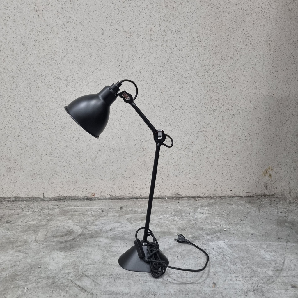 Lampe Gras 205 desk lamp by DCW