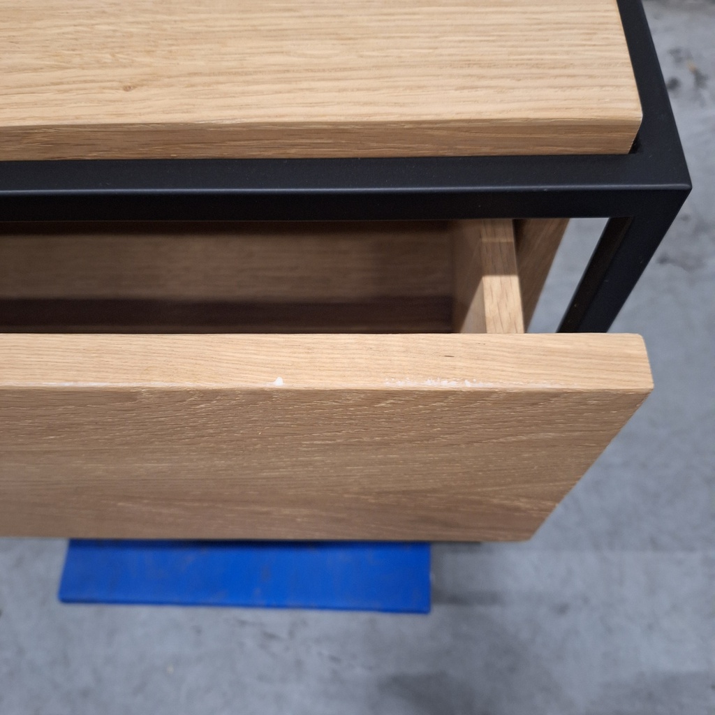 Monolit bedside table