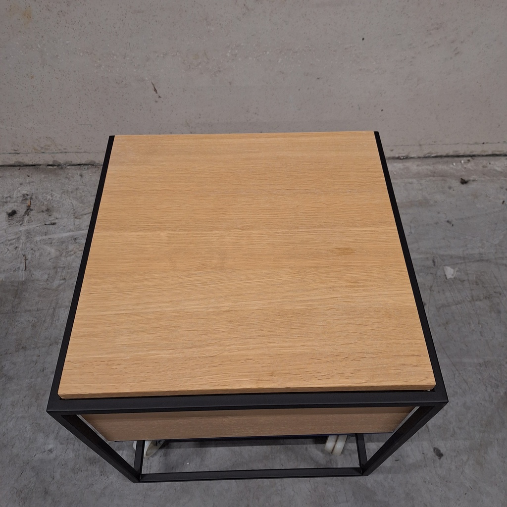 Monolit bedside table