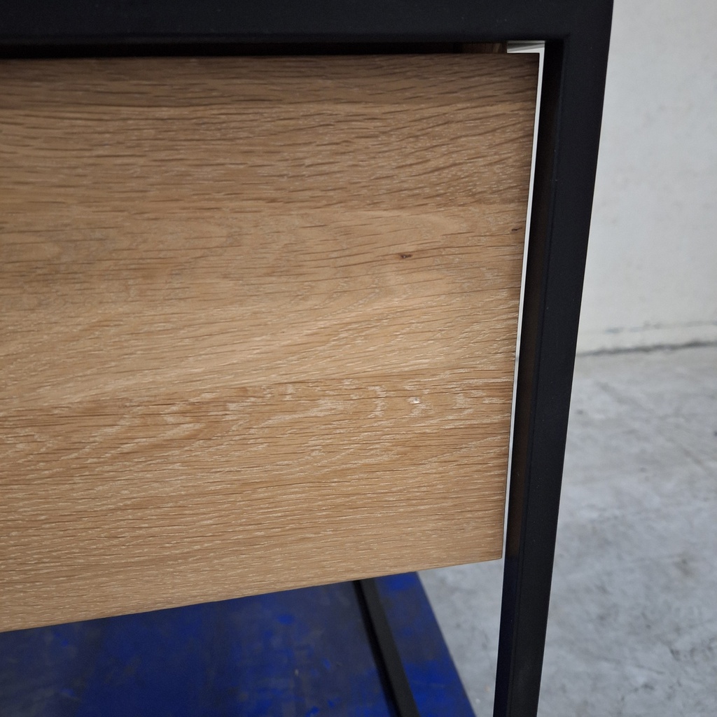 Monolit bedside table