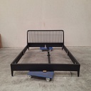 Spindle bed black