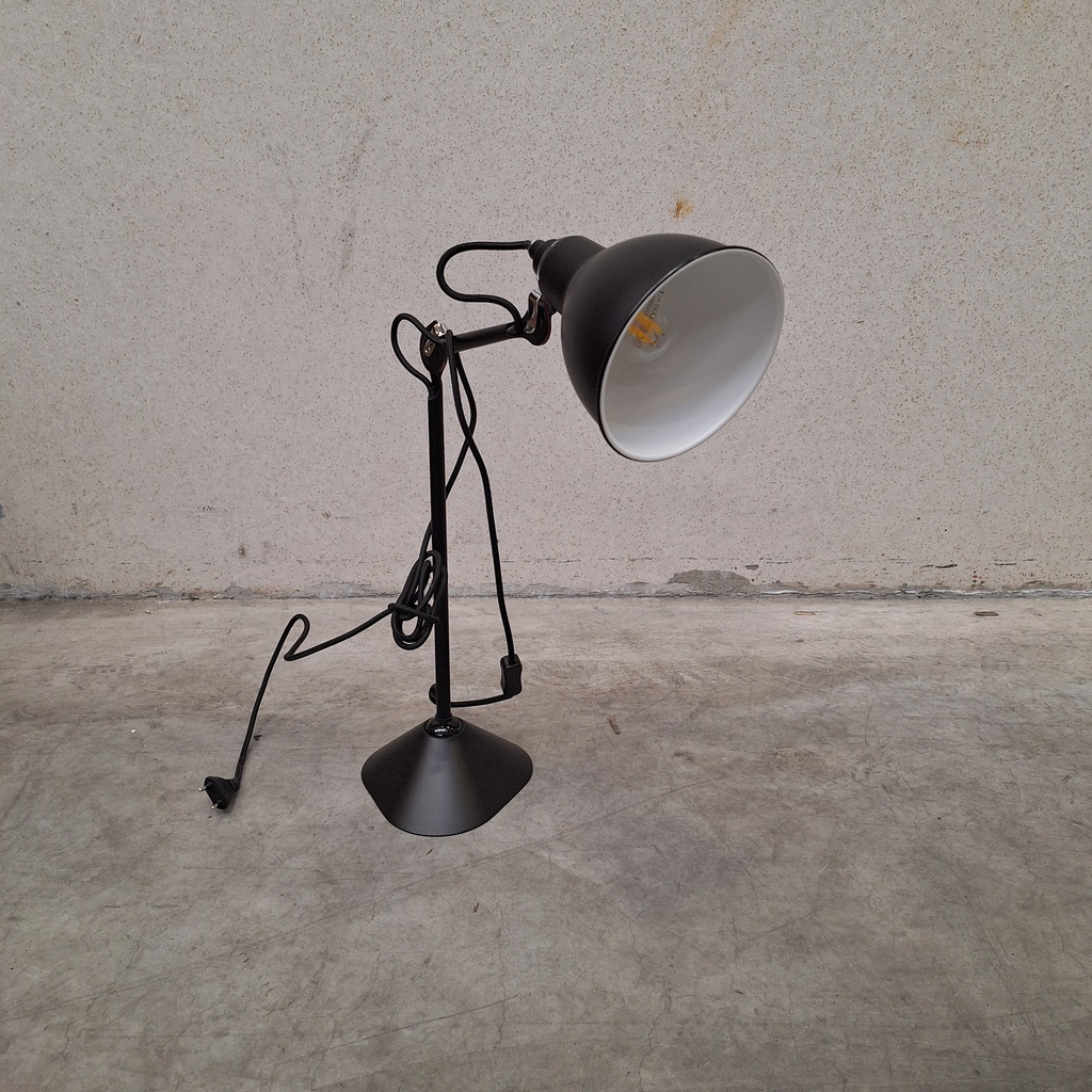 Lampe Gras 205 desk lamp by DCW