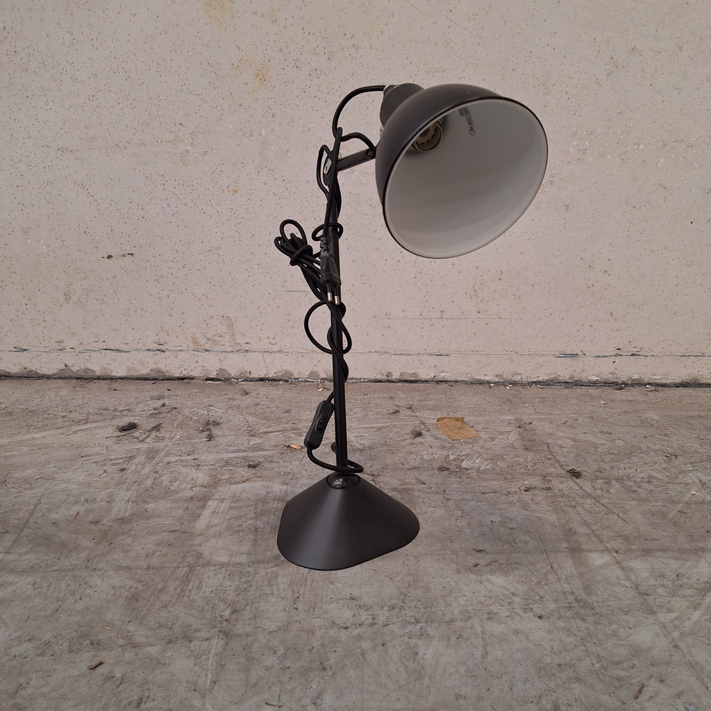 Lampe Gras 205 desk lamp by DCW