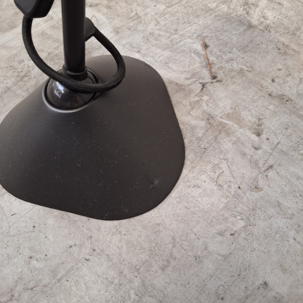 Lampe Gras 205 desk lamp by DCW