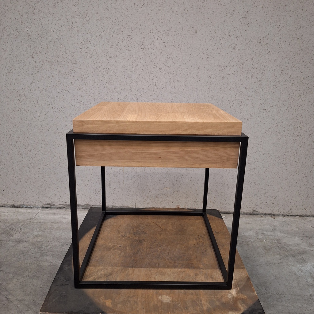 Monolit side table