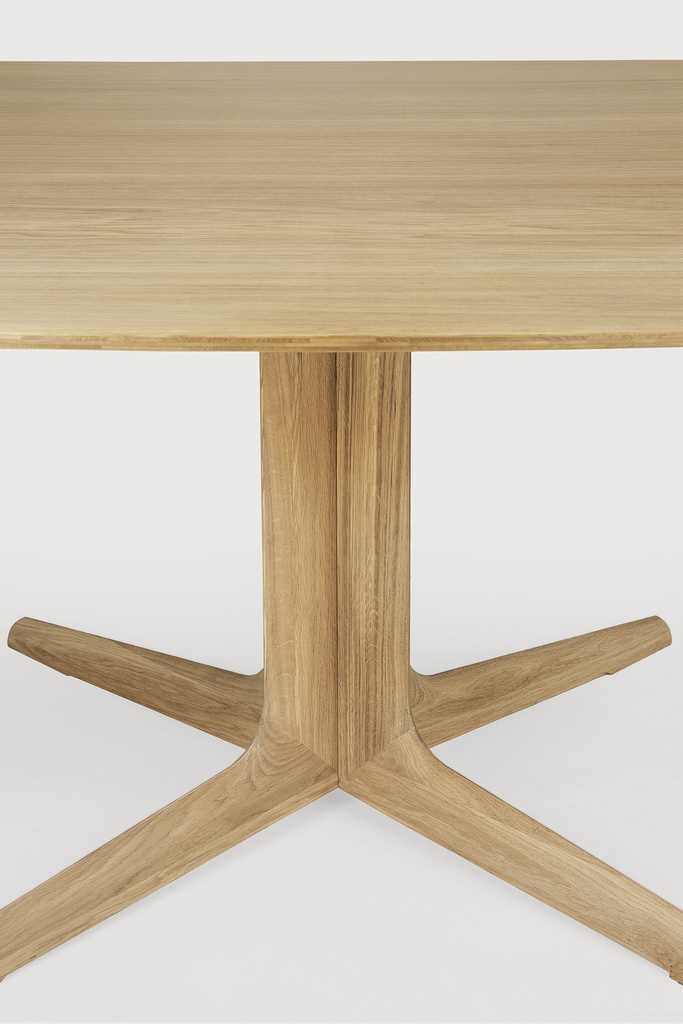 Corto dining table - 150cm TEMPLATE