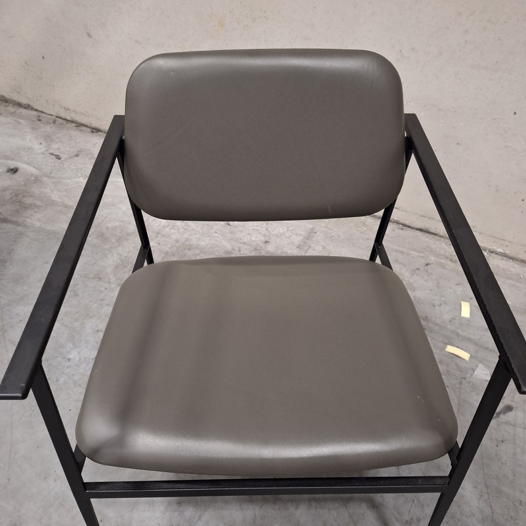 DC lounge chair - olive
