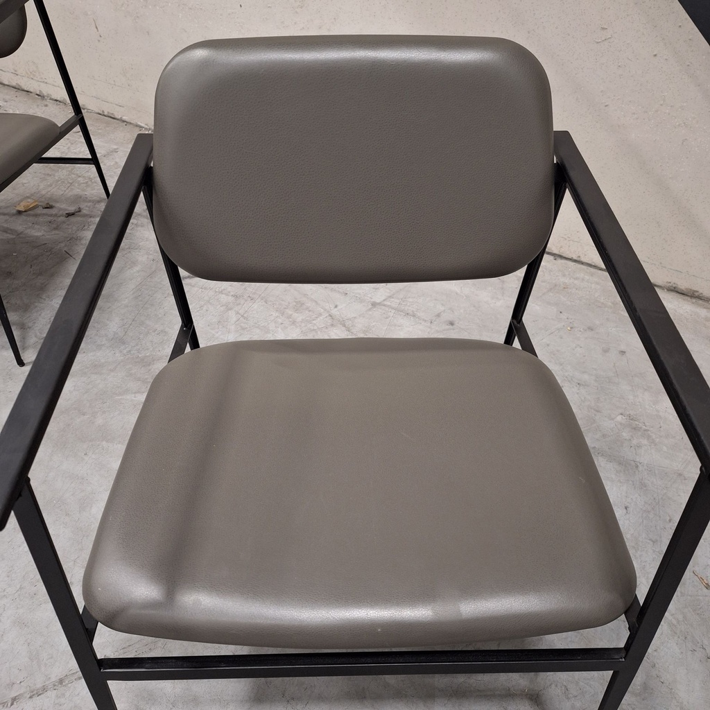 DC lounge chair - olive