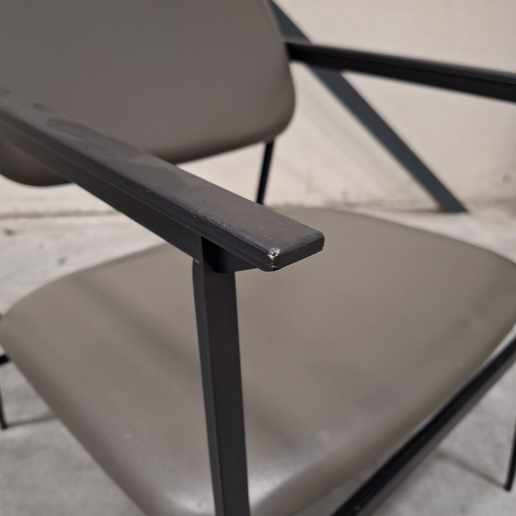 DC lounge chair - olive