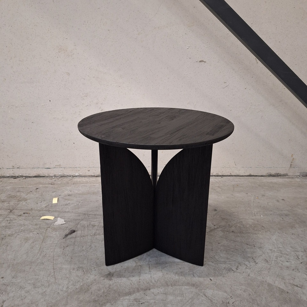Fin side table