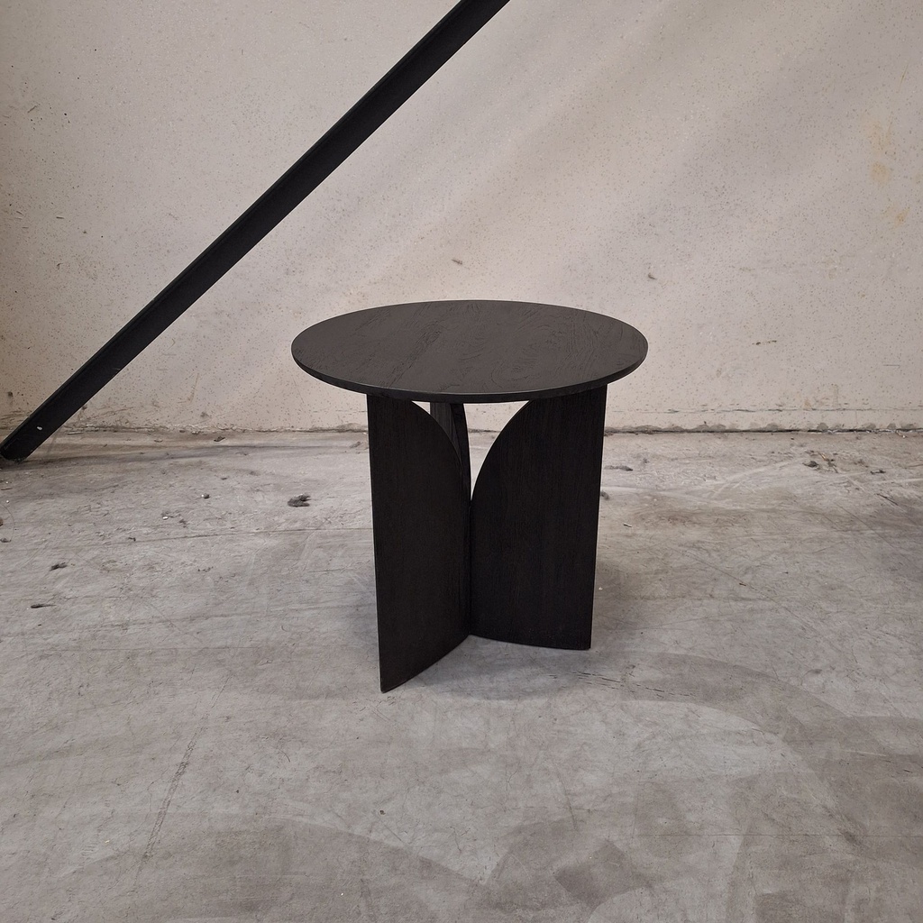 Fin side table