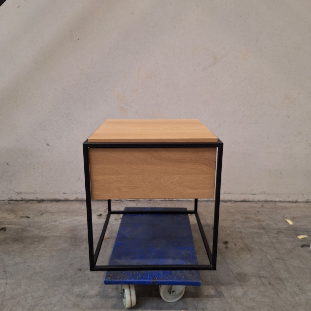 Monolit bedside table