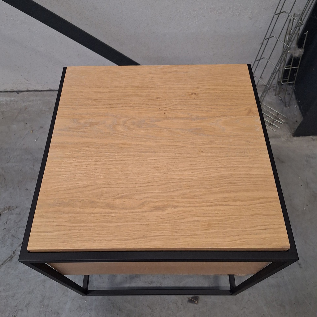 Monolit bedside table