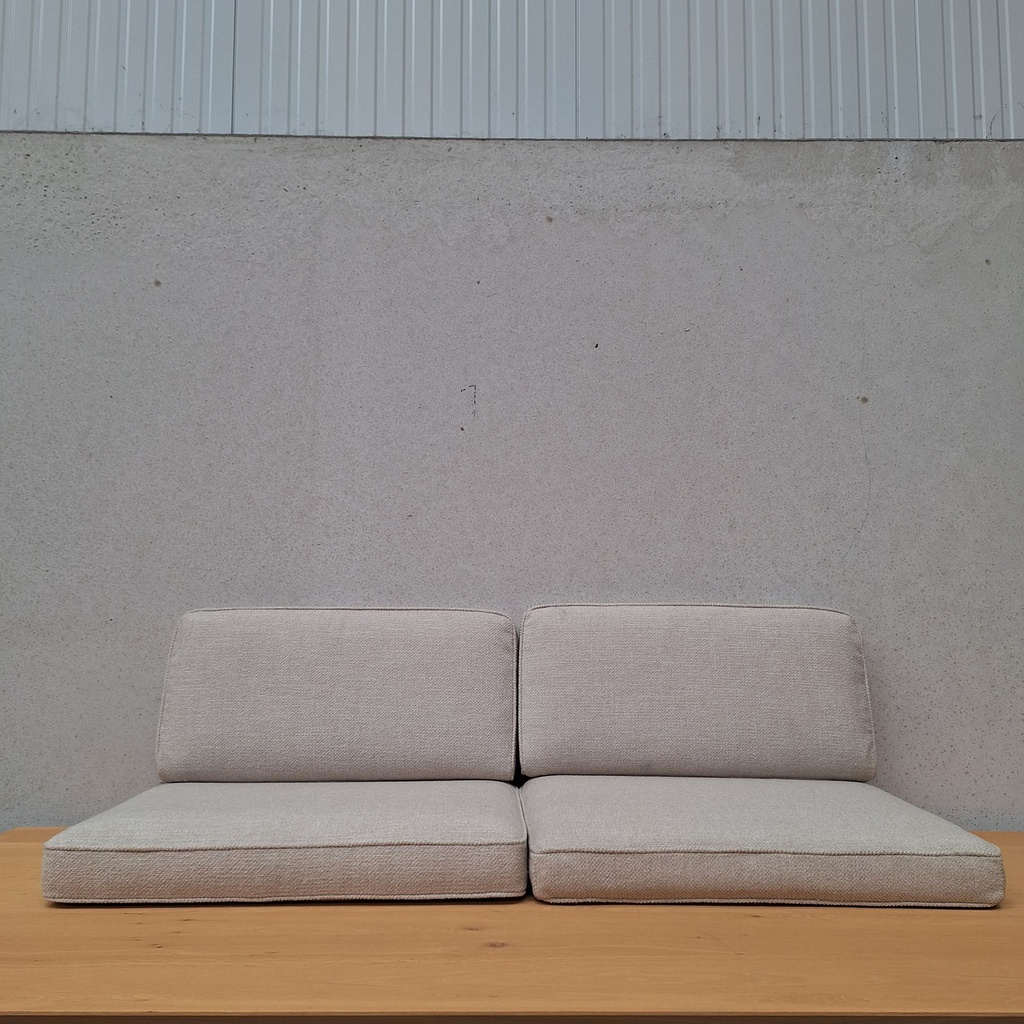 Jack sofa with ivory cushions