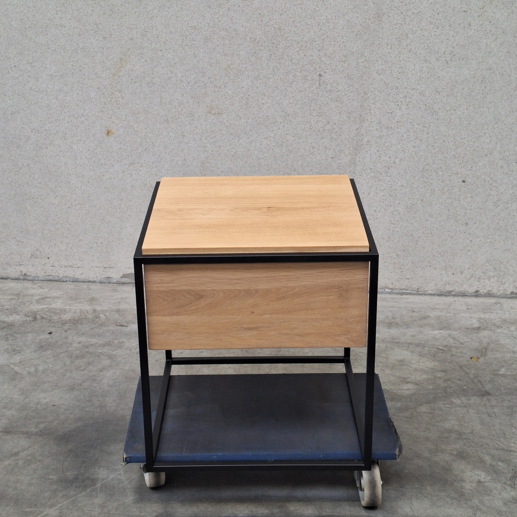 Monolit bedside table