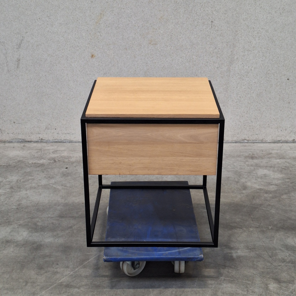 Monolit bedside table