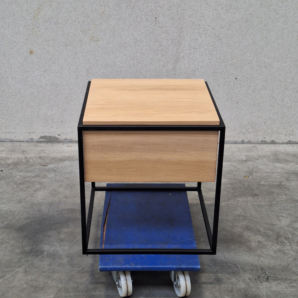 Monolit bedside table