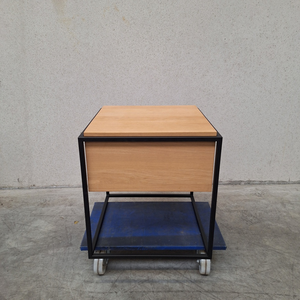 Monolit bedside table