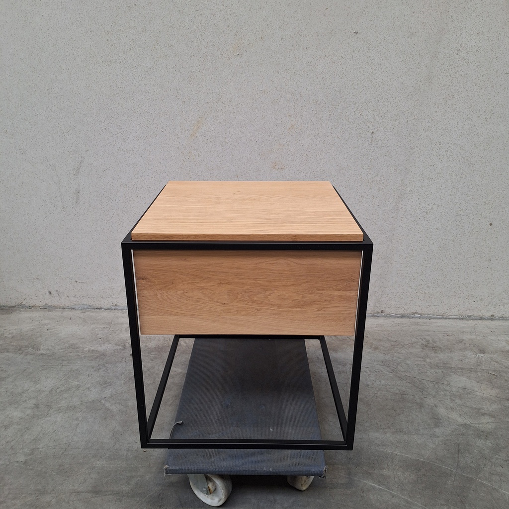 Monolit bedside table