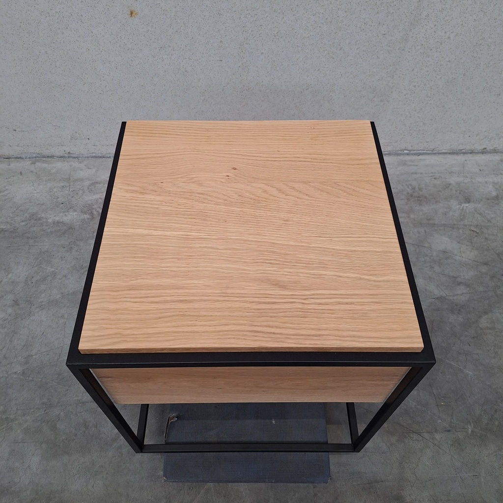 Monolit bedside table