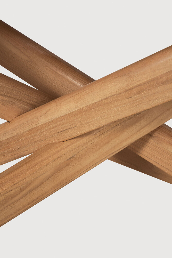 Mikado outdoor dining table